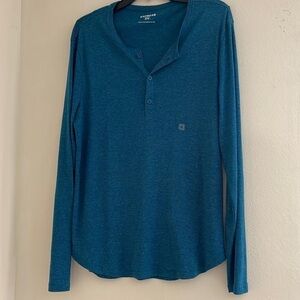 NWT Express Henley Mens Shirt 3/4 buttons, very soft ,Blue/Teal,Long Sleeves SzM